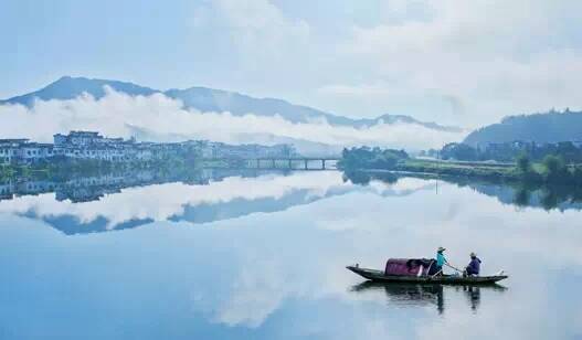 一生痴绝处，无梦到徽州！